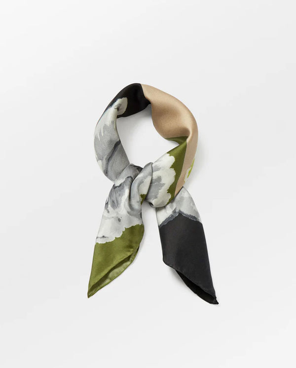 Perulia Twill Silk Scarf Spagnum Green